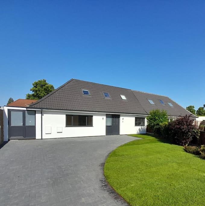 Ferienhaus Stylish 4 Bed, Newly Renovated In Nottingham